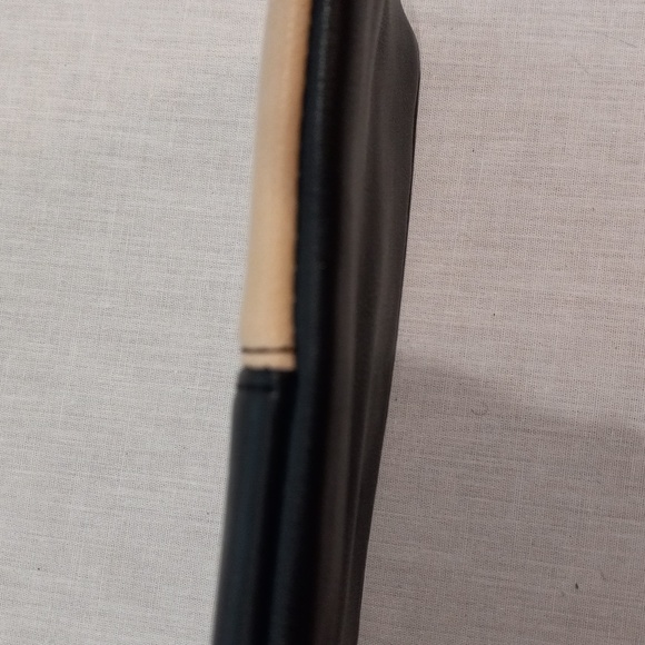 Wristlet Envelope Clutch - Picture 8 of 10